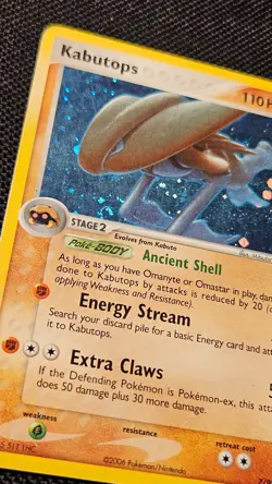 Pokemon Kabutops 7/92 - Legend Maker - Holo Rare - w/swirl - moderately played - Image 3