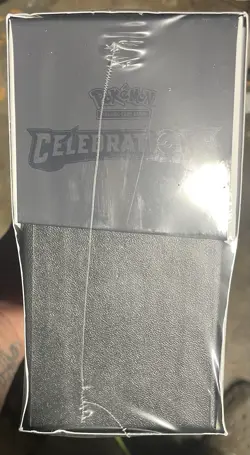 Pokemon TCG: 25th Anniversary Celebrations Elite Trainer Box (2021) No Rips 820650809439 - Image 2