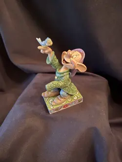 Jim Shore Disney Traditions Snow White's Dopey Dwarf Figurine #4013982 - Image 4