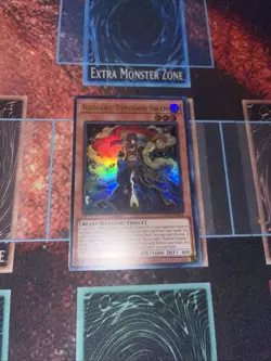 Yugioh DOOM OF DIMENSIONS Radiant Typhoon Swen DOOD-EN014 Ultra Rare NM - Image 1