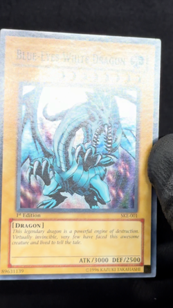 Blue-Eyes White Dragon 1st Edition Super Rare SKE-001 Yugioh TCG 2004 - Image 2