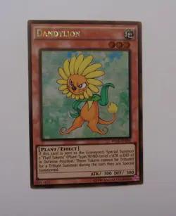Dandylion PGL2-EN030 (Gold Rare, Unlimited, Lightly Played / LP) Yugioh - Image 1