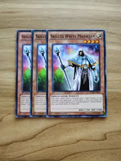 Yu-Gi-Oh! - Skilled White Magician 3X - Complete Playset - Image 1