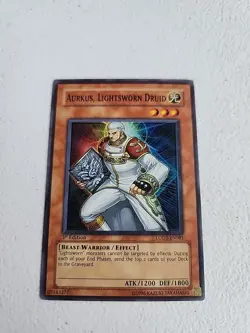 Aurkus, Lightsworn Druid LODT-EN081 Light of Destruction 1st Edition Y538 - Image 1