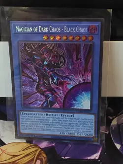 Magician of Dark Chaos - Black Chaos (Secret Rare) CORI-EN027 (LP) - Image 1