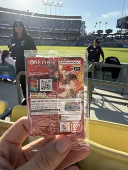 1x ONE PIECE 2026 LA DODGERS MONKEY D LUFFY DON CARD PROMO - Image 2