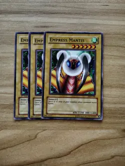 Yu-Gi-Oh! - Empress Mantis 3X - Full Playset - Image 1