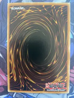 (AD) Dark Magician YGLD-ENC09 Yugi's Legendary Deck Ultra Rare 1st Yugioh VLP - Image 2