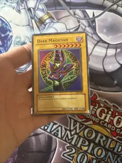 (VF) Dark Magician SYE-001 Starter Deck: Yugi Evolution Super Rare Unlimited VLP - Image 4