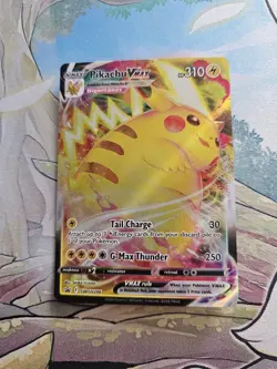 Pikachu VMAX SWSH286 Black Star Promo Sword & Shield Promo Pokemon TCG - Image 2