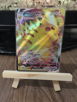 Pokemon TCG Pikachu Vmax Sword & Shield Swsh286 Holo Promo - Image 1
