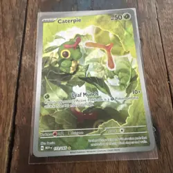 The Pokemon Company Pokemon TCG Caterpie 172/165 SV 151 IR Holo 2023 50 HP - Image 4