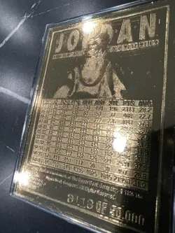 Michael Jordan 1995 Upper Deck 23 Karat Gold Foil Sculptured Card- /50000 - Image 2