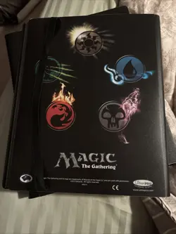 Magic The Gathering Ultra Pro Binder 9 Pocket Double Sided Side Load (20pgs) - Image 2