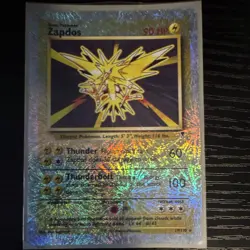 Pokemon Zapdos 19/110 Legendary Collection reverse holo English Vintage - Image 1