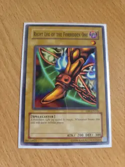 Right Leg of the Forbidden One - DB1-EN135 - Common - Image 1
