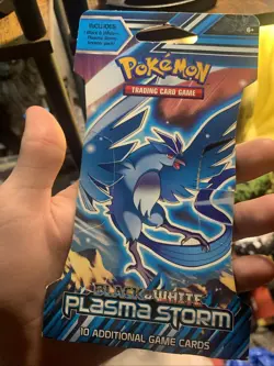 EMPTY Black & White Plasma Storm Pokemon Booster Blister Pack - Articuno Artwork - Image 1