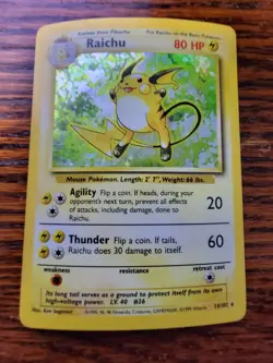 Raichu 14/102 - Base Set Unlimited - WOTC Holo Rare Pokemon Card - Vintage MP* - Image 1