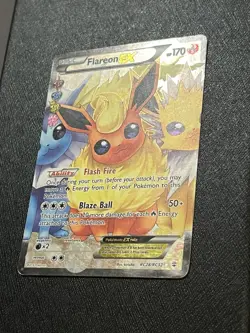 Flareon EX RC28/RC32 Generations: Radiant Collection Holo Pokemon Card MP 💫 - Image 2