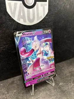 Mewtwo V - SWSH223 - Sword & Shield Black Star Promo - Pokemon TCG - Image 2