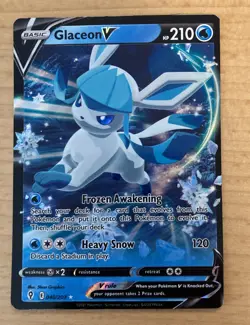 Pokemon Card TCG Glaceon V 040/203 SWSH07 Evolving Skies Ultra Rare Holo NM - Image 1