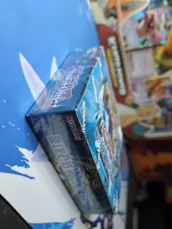 Yugioh Legend of Blue-Eyes White Dragon 25th Anniversary Booster Box Sealed! - Image 2