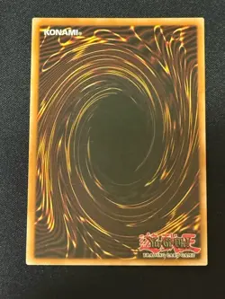 Yugioh! “Blue Eyes White Dragon” | PGL2 | Gold Rare | 1st Edition Mint - Image 2