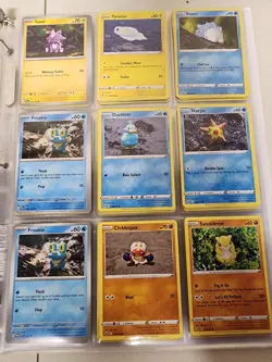 Yuka Morii 90 Pokemon TCG Card Lot Vintage/modern - Image 5