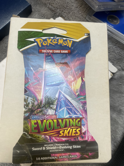 Pokemon TCG Evolving Skies Booster Pack – Factory Sealed – 10 Cards – Brand New - Image 1