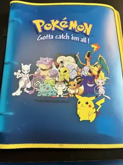 ToySite Pokemon TCG 3-Ring Zipper Binder 9-Pocket 90 Card 1999 Blue/Yellow - Image 1