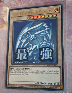 Blue-Eyes White Dragon RA05-EN085 Ultra Rare Near Mint 1st Ed Yugioh - Image 1