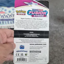 Sword & Shield Fusion Strike Booster Pack (10 Cards) Tepig Promo + Pokemon Coin - Image 2