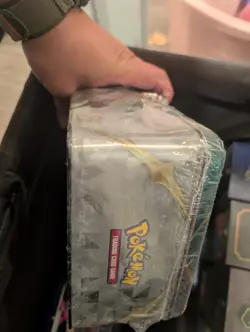 Pokemon TCG Arceus Collector’s Chest Lunchbox Tin Spring 2022 Factory Sealed - Image 3