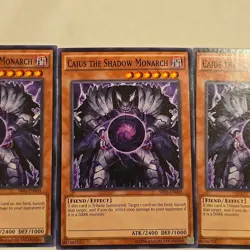 Caius The Shadow Monarch - SR01-EN004 - 1st Edition NM X3 - One Card Slight Bend - Image 2
