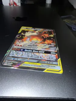 Pokemon Reshiram & Charizard GX TAG TEAM Black Star Promo Holo SM201 Full Art - Image 3