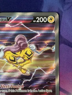 Pokemon TCG Raikou v GG41/GG70 Crown Zenith Galarian Gallery NM - Image 3