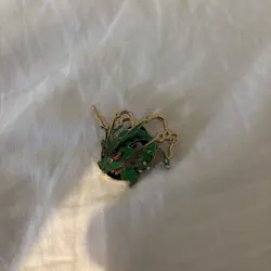 Mega Rayquaza Pokemon Pin Badge Metal Mega 2015 RARE - Image 1