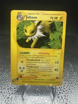 Jolteon 13/144 Skyridge 2003 eSeries Non Holo Rare Pokemon TCG - Image 1