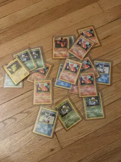 VINTAGE 1999 WOTC pokemon card collection! - Image 4