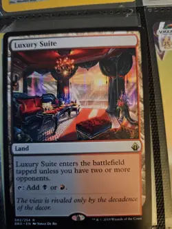 Luxury Suite R Battlebond 82 NM - Image 1