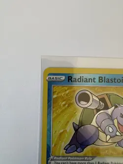 Pokemon TCG Radiant Blastoise Holo Card 018/078 Pokemon Go NM - Image 5