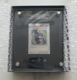 Yu-Gi-Oh! Masterpiece Series Platinum Dark Magician Silver EU Version - Image 1