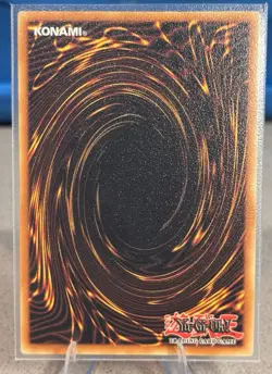 Konami Yu-Gi-Oh! Red-Eyes Black Dragon MAGO-EN003 Maximum Gold 1st Ed Foil - Image 2