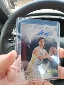 2022-23 Panini Origins Walker Kessler Autographs RC Auto Jazz #RA-WKL ON CARD 🔥 - Image 2