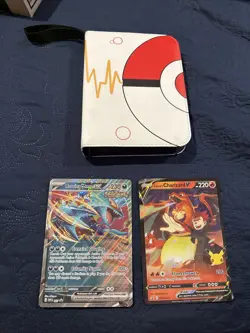 Lance's Charizard V SWSH133 Jumbo Cards Holo + 1 Jumbo Card & Pokemon Binder - Image 1