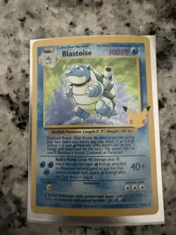 Blastoise Celebrations Holo Card 2/102 Classic Collection English Edition - Image 1