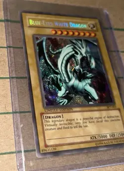 Yu-Gi-Oh! Blue-Eyes White Dragon BPT-003 Limited Edition Secret Rare Vintage - Image 5