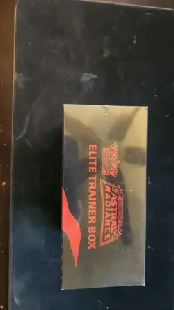 Pokemon TCG Sword & Shield Astral Radiance Elite Trainer Box 820650850394 - Image 3