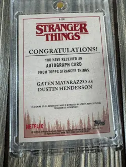 2018 Topps Stranger Things Gaten Matarazzo Dustin Henderson Auto Autograph - Image 2