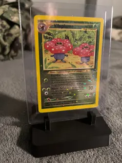 Pokemon TCG Vileplume 17/18 Reverse Holo Card Southern Islands Promo MP - Image 1